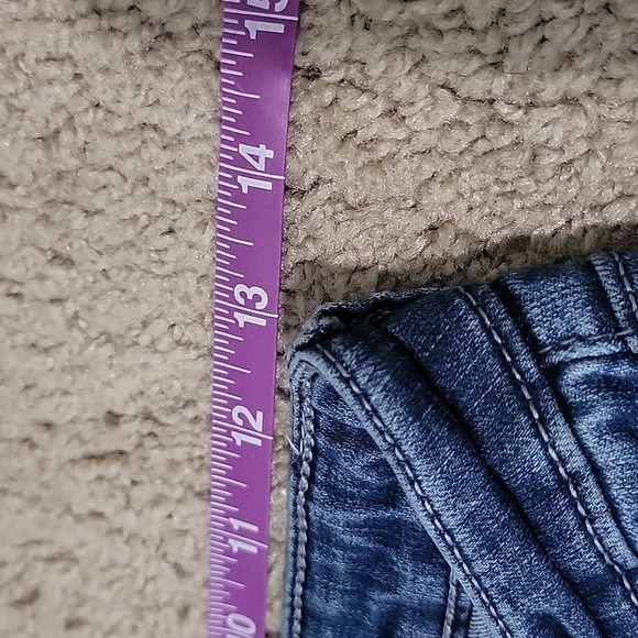 Women Lee Curvy Fit Jeans Lower on The Waist Size: 4P - Picture 8 of 9